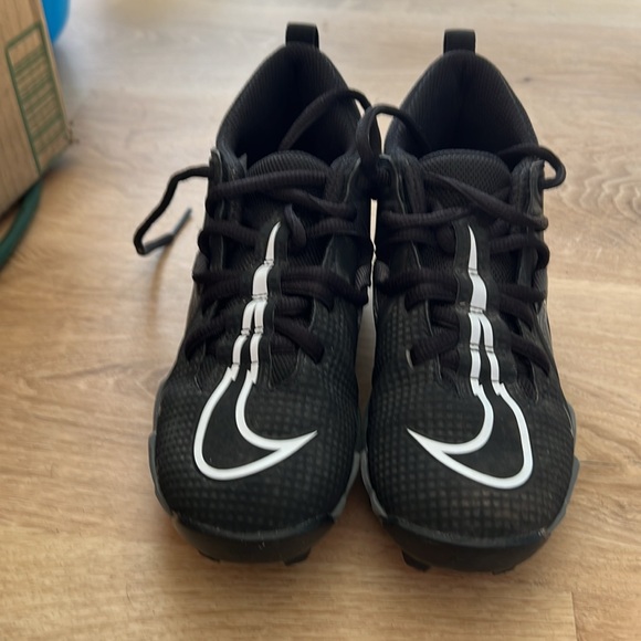 Nike Alpha Menace 3 Shark Football Cleats - Black and Gray- Little Boy size 13 - Picture 4 of 6